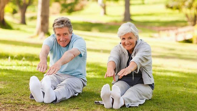 Tập thể dục với cường độ phù hợp sẽ rất tốt cho bệnh suy tim ở người cao tuổi.