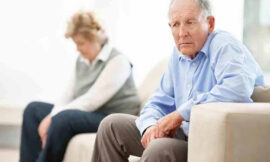 5 quy tắc chăm sóc người cao tuổi bị lẫn tại nhà đúng cách