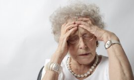 Bệnh Alzheimer Giai Đoạn Cuối Đáng Sợ Như Thế Nào?