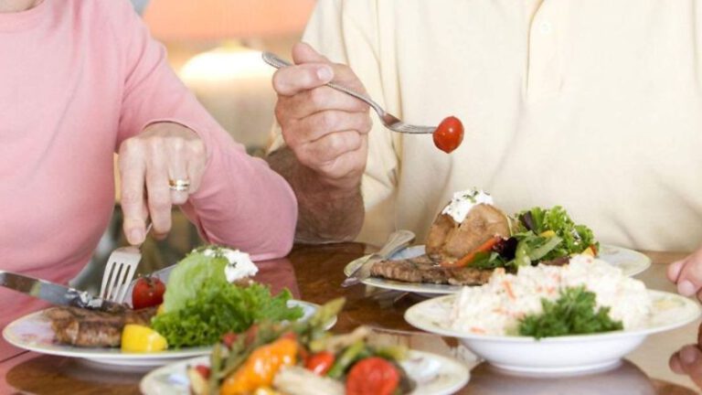 Read more about the article Thực phẩm tốt cho người cao tuổi